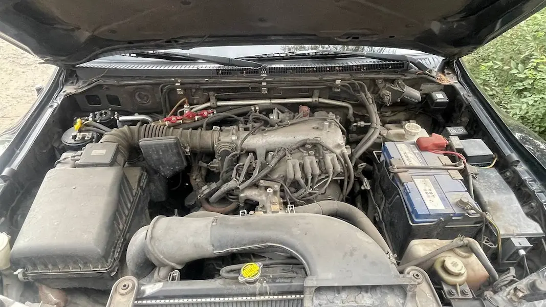 Встановлення ГБО на Mitsubishi Pajero у Запоріжжі під капотом